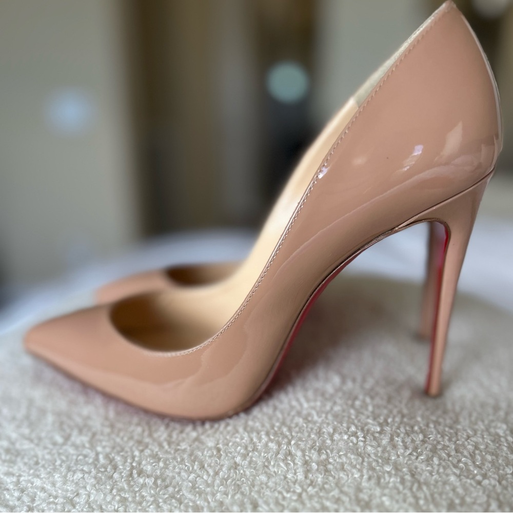Christian Louboutin Pigalle Nude 37.5